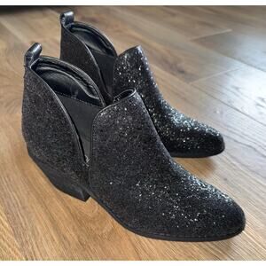 Corky’s Boutique Glow Up Sparkly Black Boots - size 8 - T9